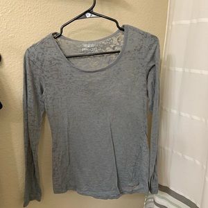Long sleeve gray